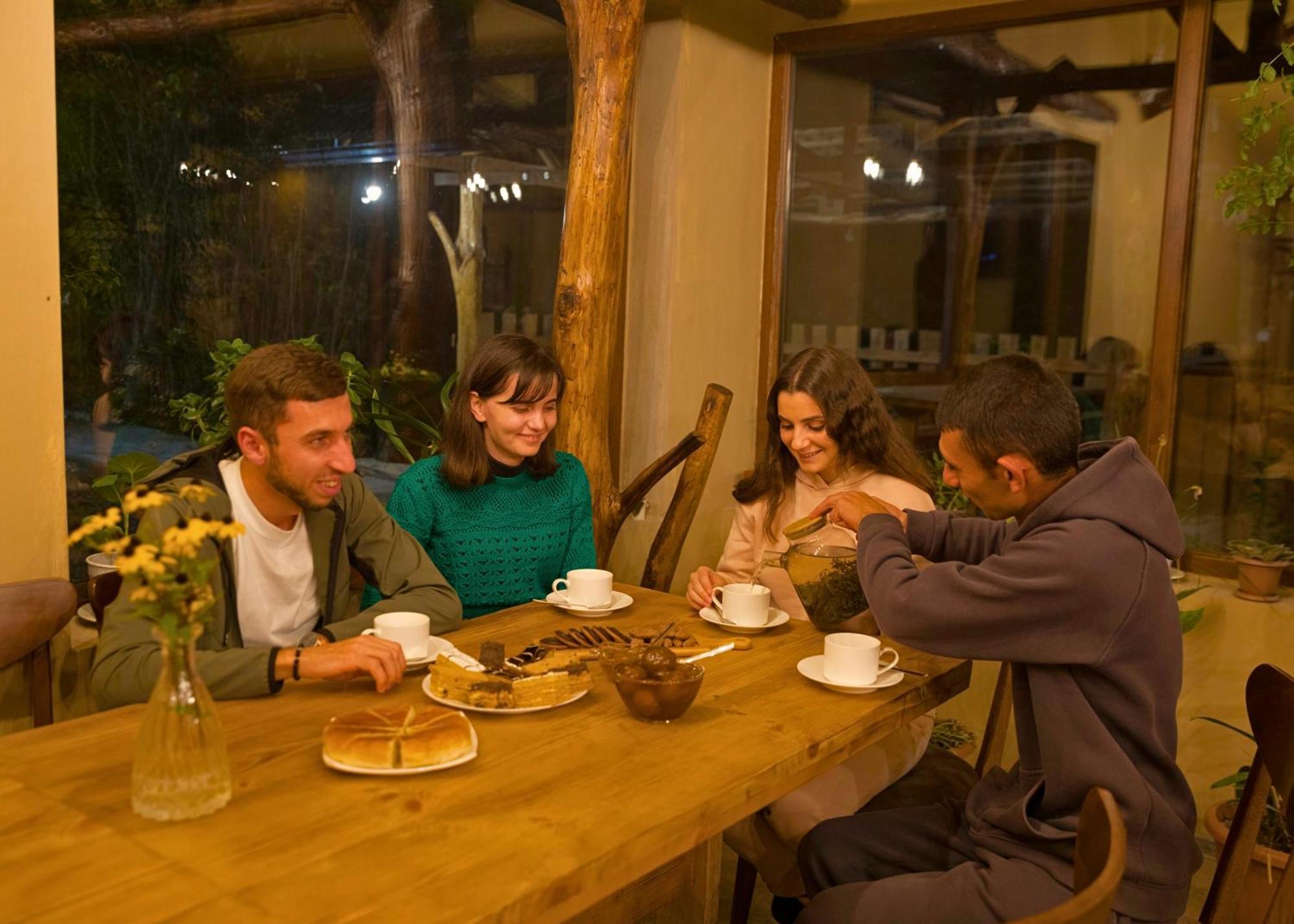 Kanach Tun Boutique Hotel Yenokavan ภายนอก รูปภาพ
